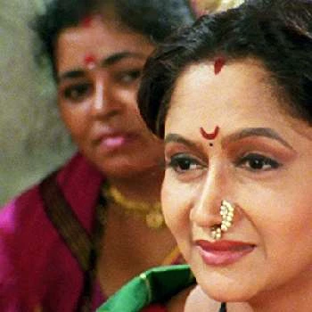 Alka Kubal - Wiki, Bio, Networth, Birthdate, Family & More