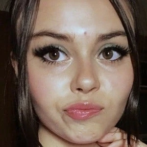 Ivy Allik - Family, Bio, Birthdate,Age, Networth , Wiki& More