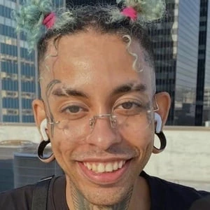 Alluringskull - Family, Bio, Birthday, Family, Income & More