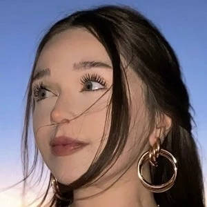 Ally Michelle - Networth, Biography, Birthdate, Family & More