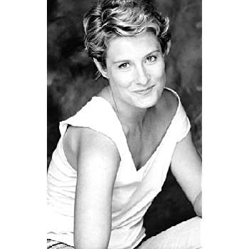 Ally Warren - Adderess, Bio, Birthdate, Family, Wiki & More