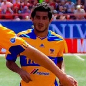 Damián Ariel Álvarez - Age, Height, Birthdate, Family, Wiki & More