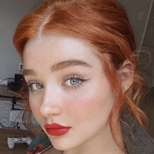 Michele Alves - Wiki, Bio, Birthdate, Networth, Family & More