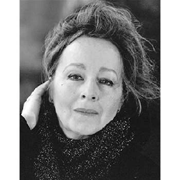 Amanda Boxer - Age, Bio, Birthdate, Family, Networth & More