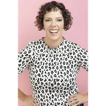 Amanda Bruton - Age, Bio, Birthdate, Family, Networth & More