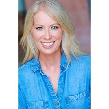 Amanda Dill - Age, Bio, Birthdate, Family, Networth & More