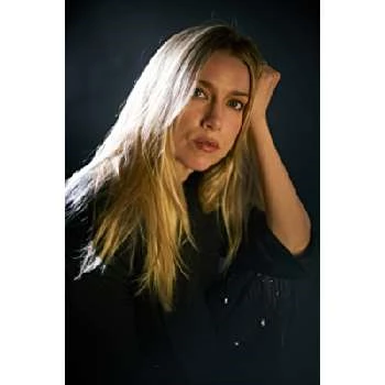 Amanda Drexton - Age, Bio, Birthdate, Family, Networth & More