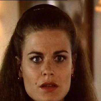 Amanda Elwes - Bio, Networth, Family, Age, Birthdate & More