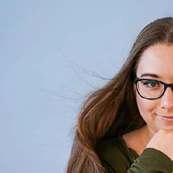 Amanda J. Duke - Age, Bio, Birthdate, Family, Networth & More