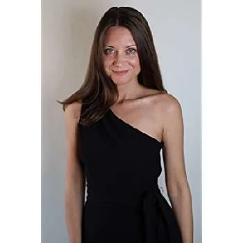 Amanda Rae Troisi - Age, Bio, Birthdate, Family, Networth & More