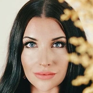 Amber Balcaen - Wiki, Family, Bio, Birthdate, Networth & More