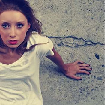 Amber Watson - Birthplace, Bio, Wiki, Birthday, Family, Networth & More