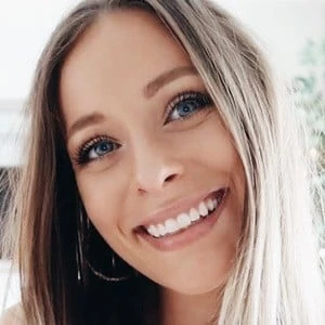 Renee Amberg Biography