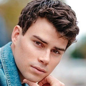 Jake Ambrose - Age, Wiki, Birthdate, Bio, Networth, Family & More