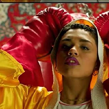 Amélie McGarrell - Age, Bio, Birthdate, Family, Networth & More