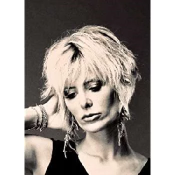 Amelie Santos - Age, Bio, Birthdate, Family, Networth & More