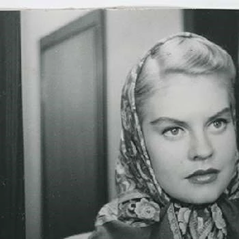 Ami Aaröe - Networth, Bio, Birthdate, Age, Family & More