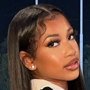 Carmen Amina - Age, Bio, Birthdate, Family, Networth & More