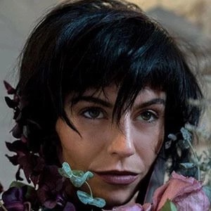 Sorelle Amore Biography