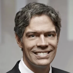 Ricardo Amorim Biography