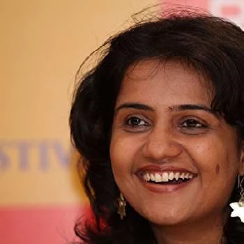 Amruta Subhash - Date Of Birth, Bio, Birthdate, Parents, Networth & More