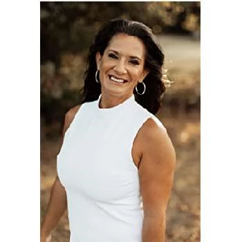 Amy Acosta - Age, Bio, Birthdate, Family, Networth & More