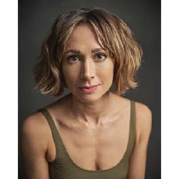 Amy Du Quesne - Age, Bio, Birthdate, Family, Networth & More