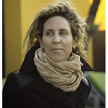 Amy Goldstein Biography