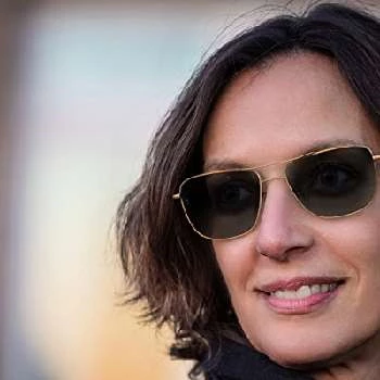 Amy J. Kaufman - Age, Bio, Birthdate, Family, Networth & More