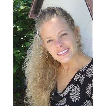 Amy Reichert - Age, Bio, Birthdate, Family, Networth & More