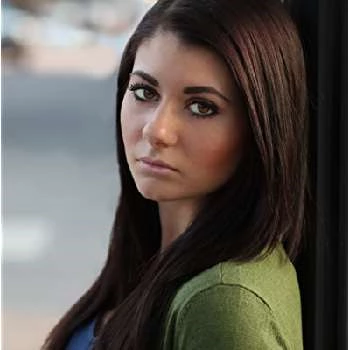 Amy Zenone - Age, Bio, Birthdate, Family, Networth & More