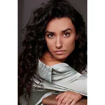 Ana Santos - Age, Bio, Birthdate, Family, Networth & More