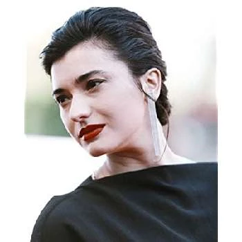 Ana Vilela da Costa - Age, Bio, Birthdate, Family, Networth & More