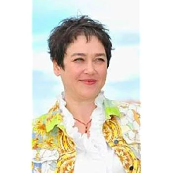 Anca Puiu - Birthplace, Bio, Wiki, Birthday, Family, Networth & More