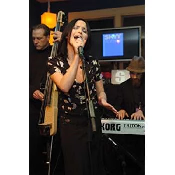 Andrea Corr - Income, Birthday, Family, Bio, Networth & More