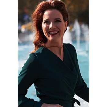 Andreea Coff - Age, Bio, Birthdate, Family, Networth & More