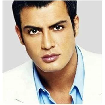 Andrés Palacios - Date Of Birth, Bio, Birthdate, Parents, Networth & More