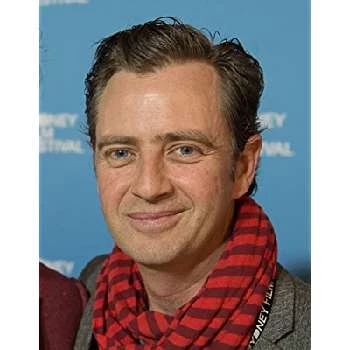 Andrew Curry Biography