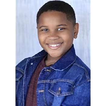 Andrew Howell - Age, Bio, Birthdate, Family, Networth & More