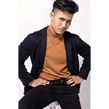 Andrew Lucas - Age, Bio, Birthdate, Family, Networth & More