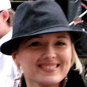 Gosia Andrzejewicz Biography