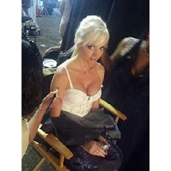 Angela Kerecz - Height, Bio, Wiki, Family, Birthplace, Networth & More