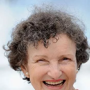 Angela McEwan Biography