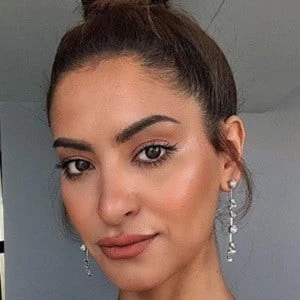 Sarah Angius - Birthplace, Bio, Wiki, Birthday, Family, Networth & More