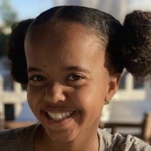 Ivy Angst - Family, Bio, Wiki, Dat of Birth, Networth & More