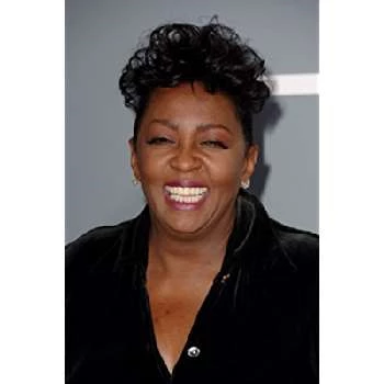 Anita Baker - Age, Bio, Birthdate, Family, Networth & More
