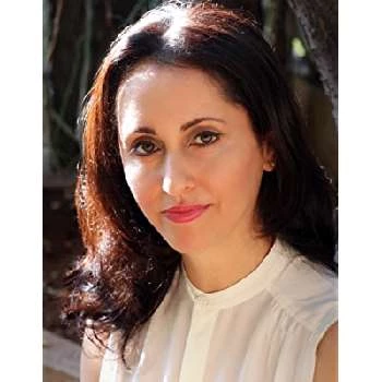 Anna Fahr - Age, Bio, Birthdate, Family, Networth & More