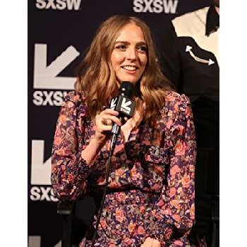 Anna Greenfield - Age, Bio, Birthdate, Family, Networth & More