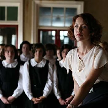 Anna Maxwell Martin - Birthday, Bio, Wiki, Family, Networth & More