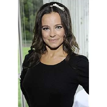 Anna Mucha - Age, Bio, Birthdate, Family, Networth & More